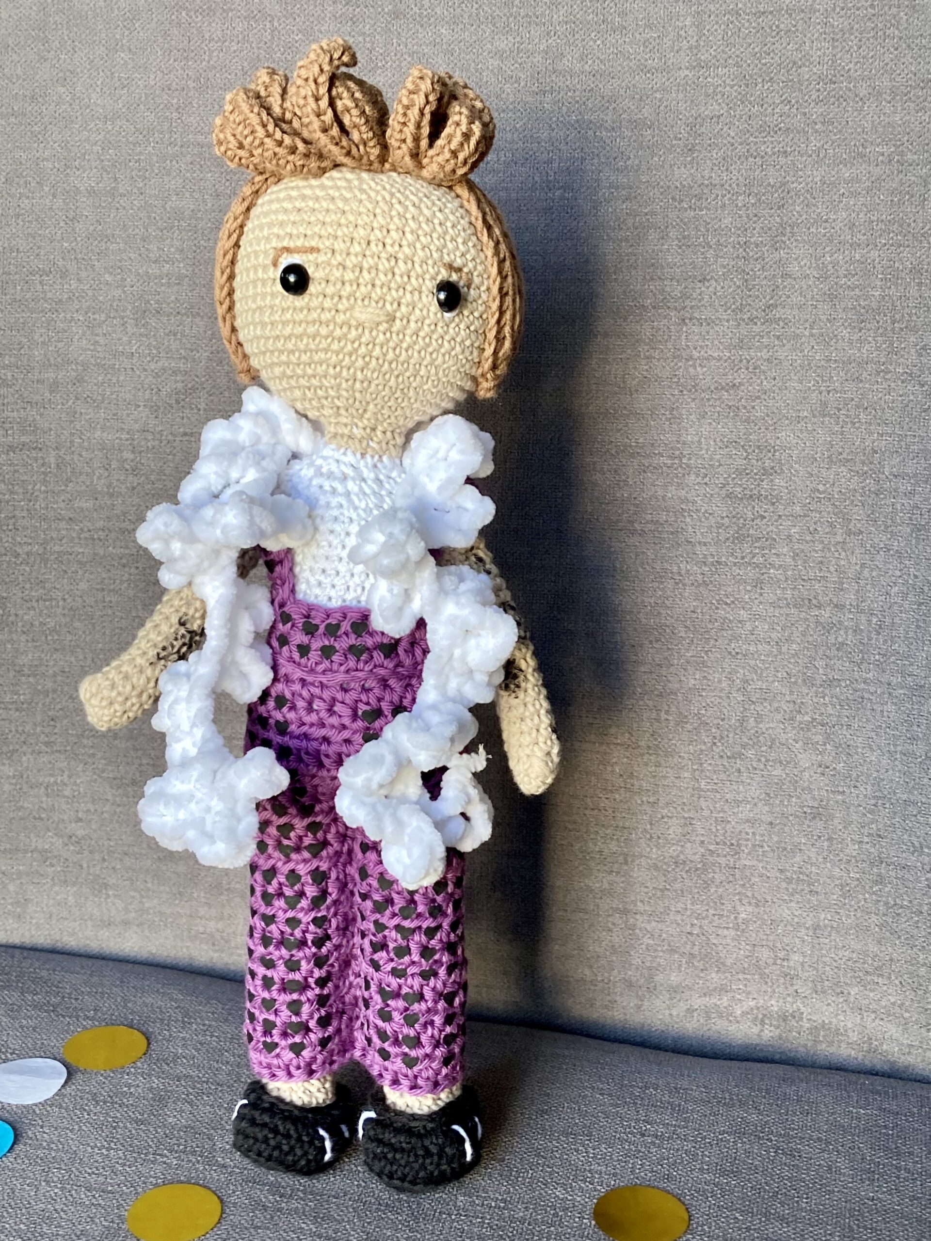 Muñeco amigurumi inspirado en Harry Styles (presupuesto)